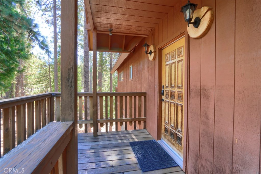 7296 Yosemite Park, Wawona, CA 95389