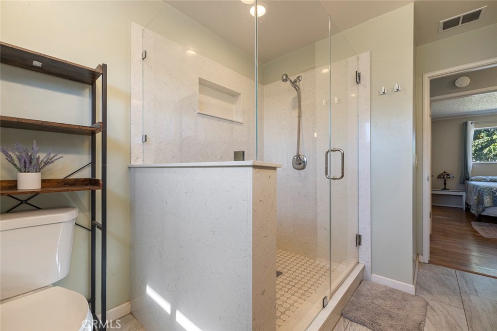 800 Frank Ct, Manteca, CA 95336