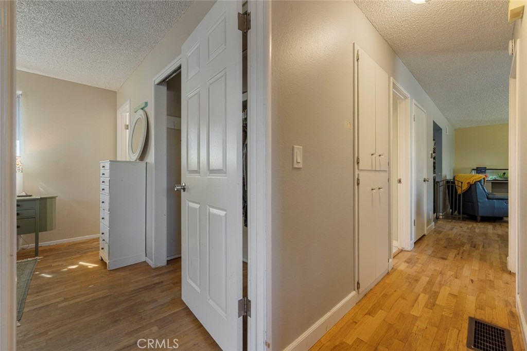 800 Frank Ct, Manteca, CA 95336