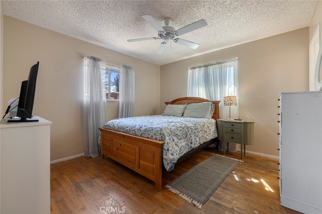 800 Frank Ct, Manteca, CA 95336