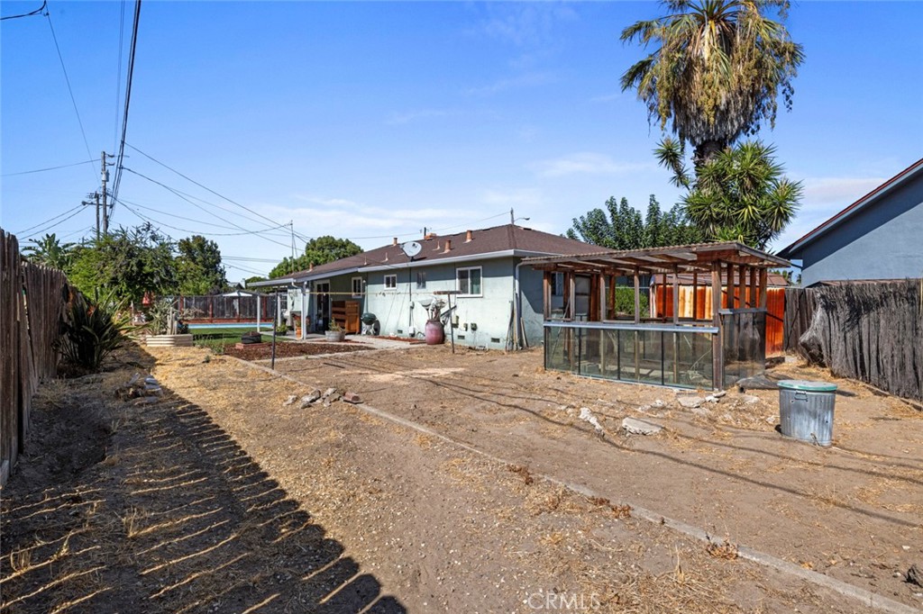 800 Frank Ct, Manteca, CA 95336