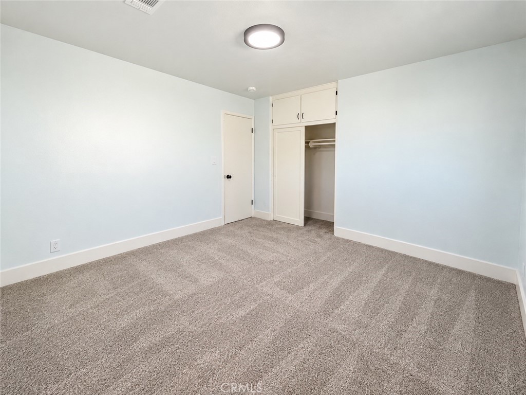 3856 N Hacienda Dr, Fresno, CA 93705