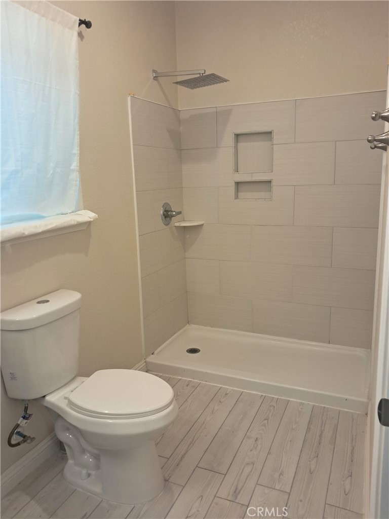 721 W Sonora Ave, Tulare, CA 93274
