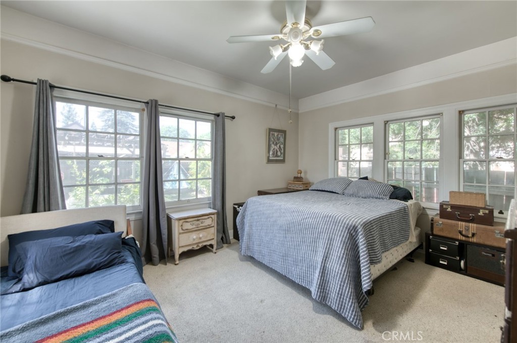 544 E Clinton, Fresno, CA 93704