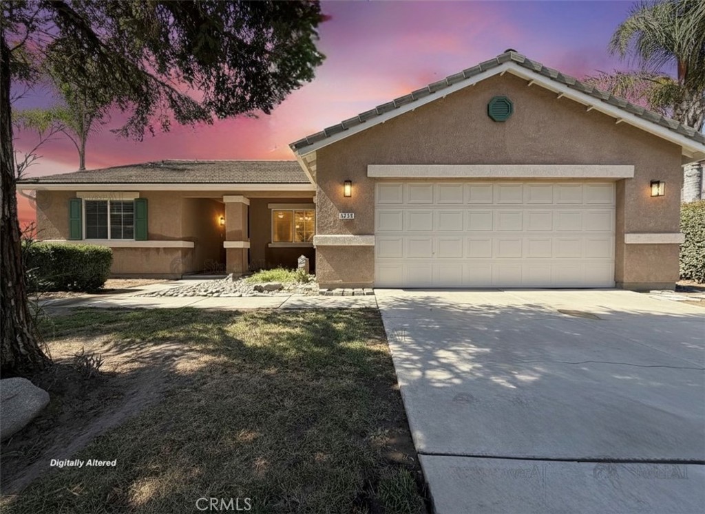 3233 S Virmargo Ct, Visalia, CA 93292