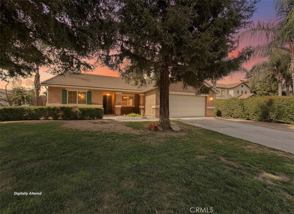 3233 S Virmargo Ct, Visalia, CA 93292