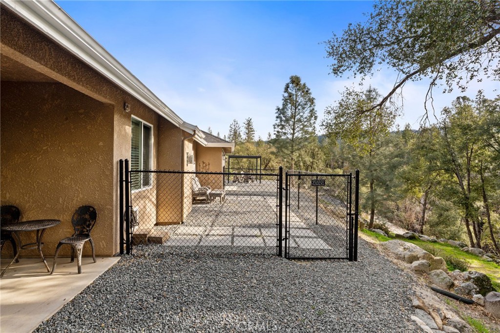 38614 Bon Veu, Oakhurst, CA 93644