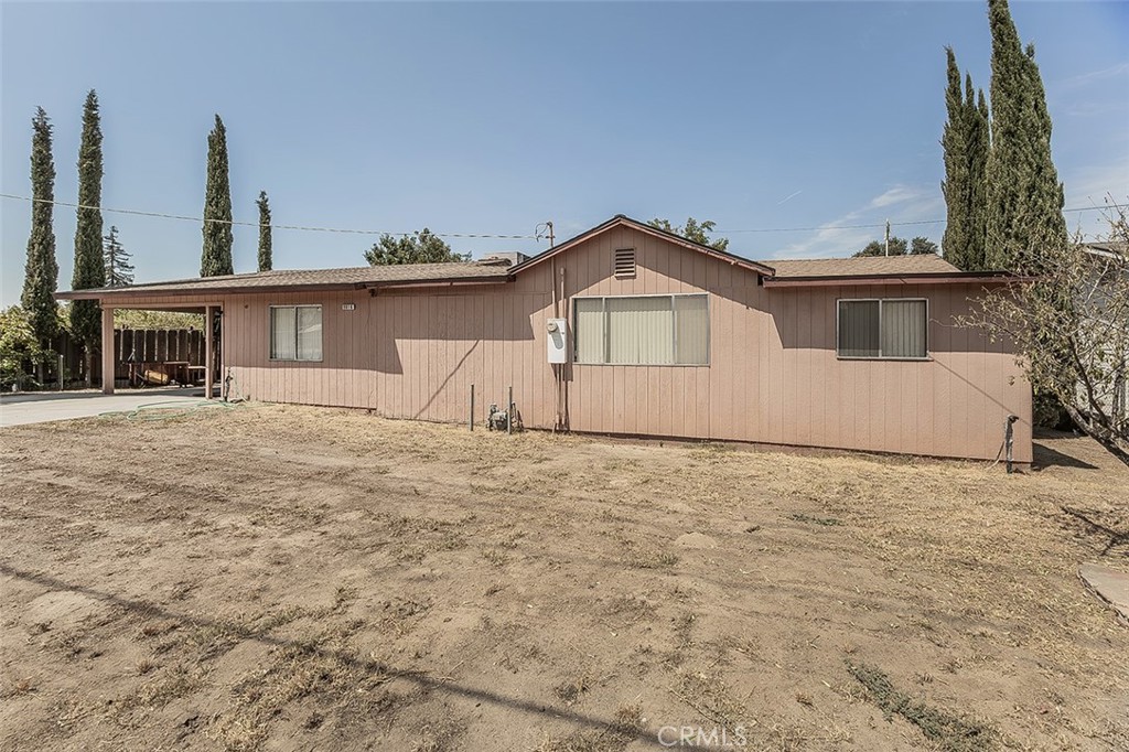 9016 E Dinuba, Selma, CA 93662