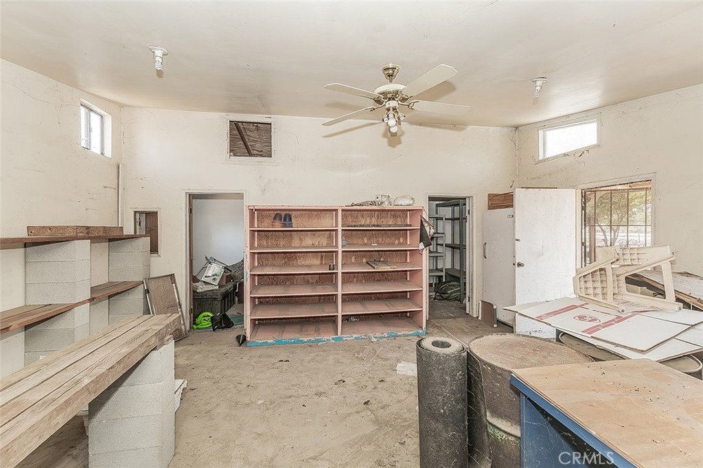 9016 E Dinuba, Selma, CA 93662