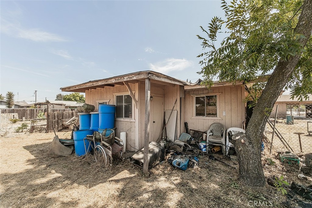 9016 E Dinuba, Selma, CA 93662