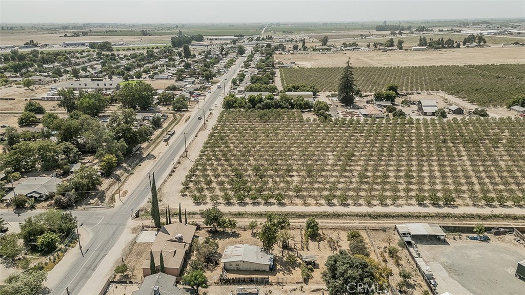 9016 E Dinuba, Selma, CA 93662