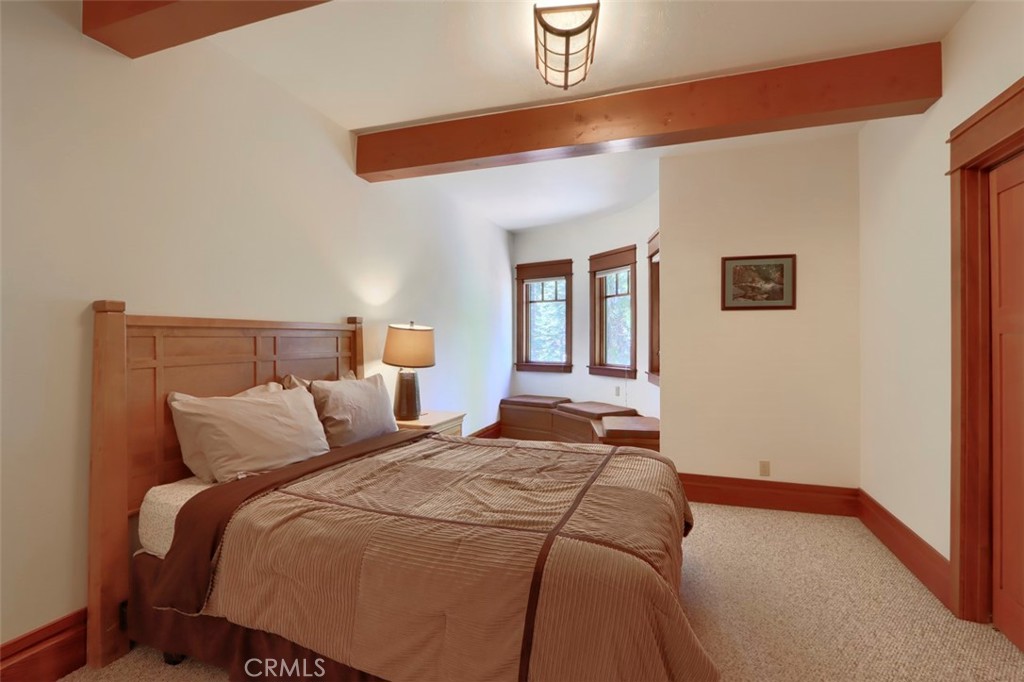 7475 Henness Cir, Yosemite, CA 95389