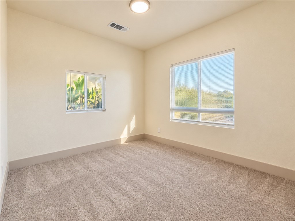 2837 E Grant Ave, Fresno, CA 93701