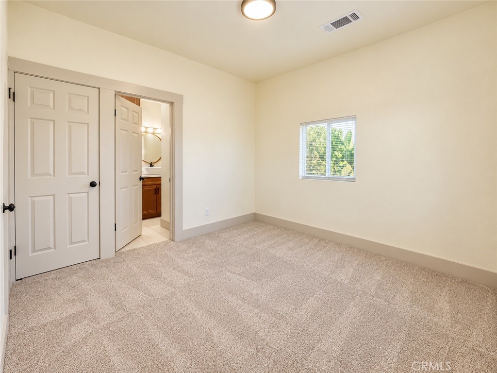 2837 E Grant Ave, Fresno, CA 93701