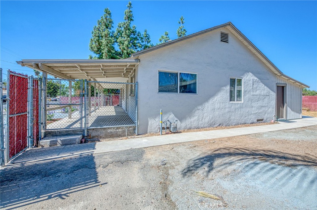2146 W Dudley, Fresno, CA 93728