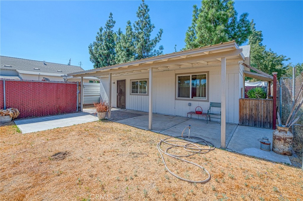 2146 W Dudley, Fresno, CA 93728