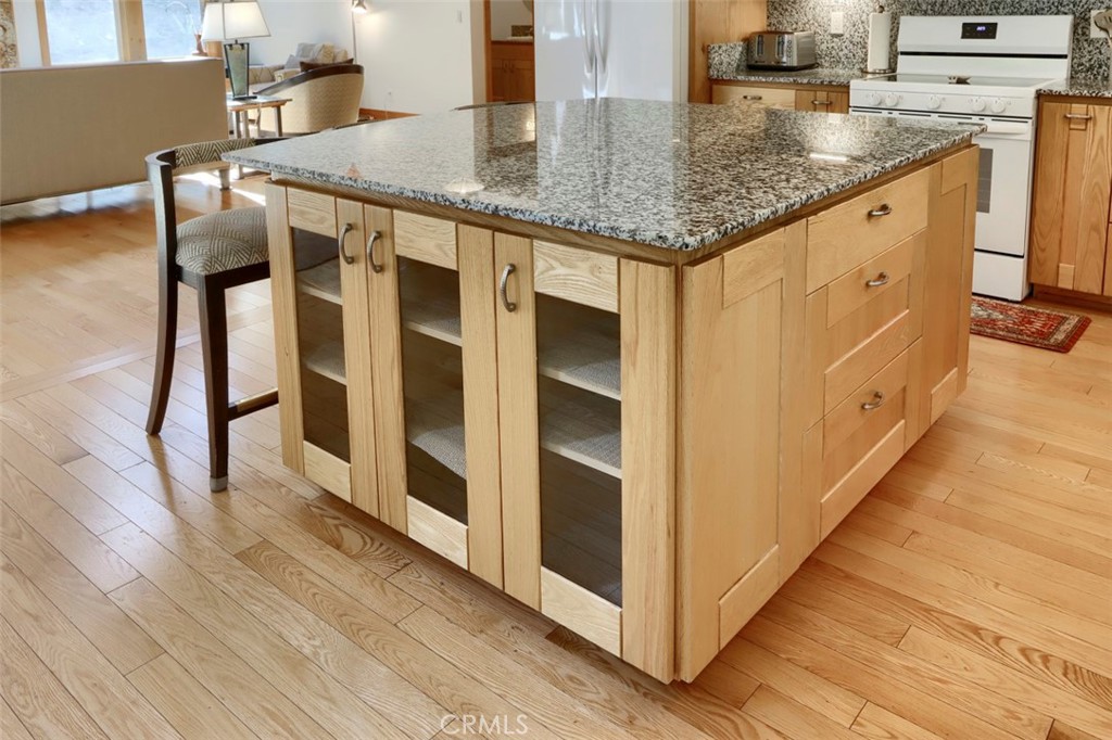 7594 Azalea, Mariposa, CA 95389