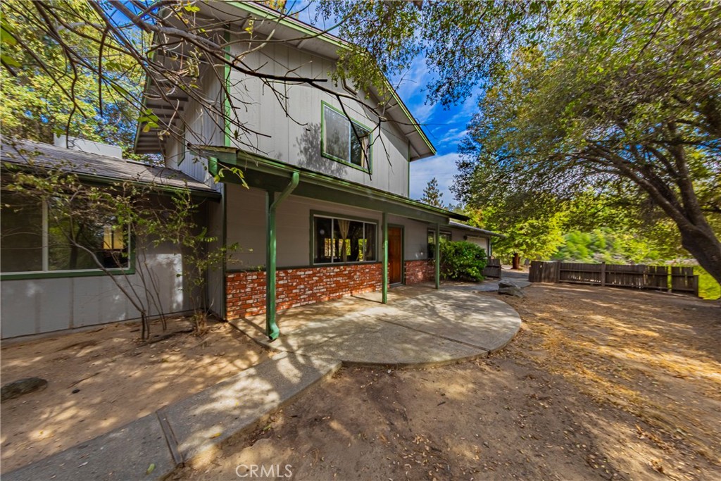 42634 Springwood, Oakhurst, CA 93644