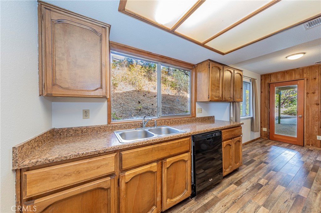 42634 Springwood, Oakhurst, CA 93644