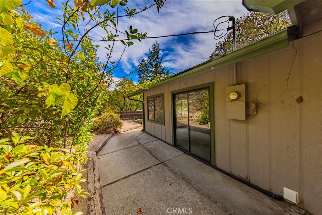 42634 Springwood, Oakhurst, CA 93644
