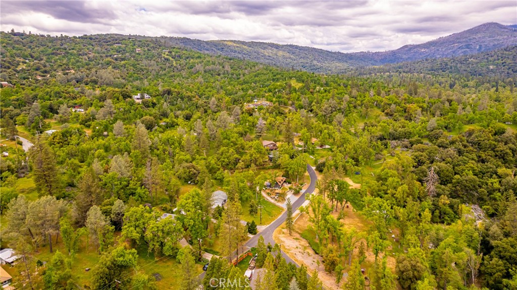 42634 Springwood, Oakhurst, CA 93644