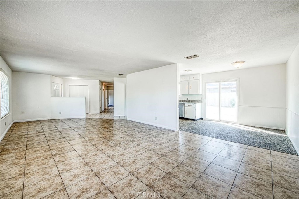 2335 W Cornell, Fresno, CA 93705
