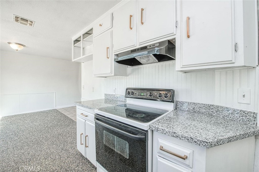 2335 W Cornell, Fresno, CA 93705
