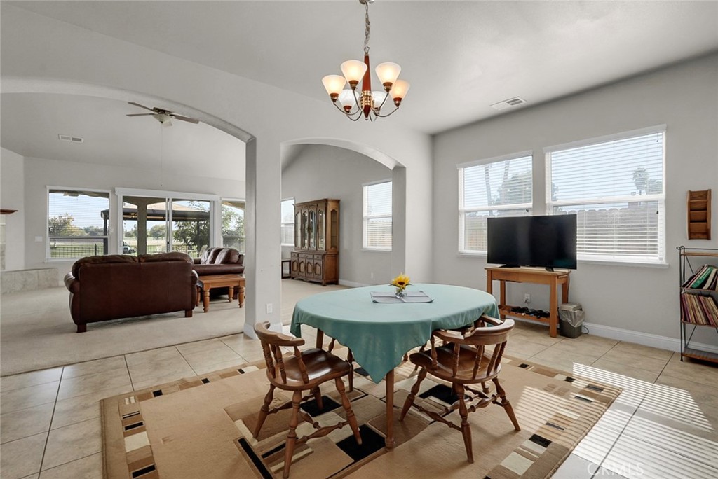 7170 Emerald, Chowchilla, CA 93610