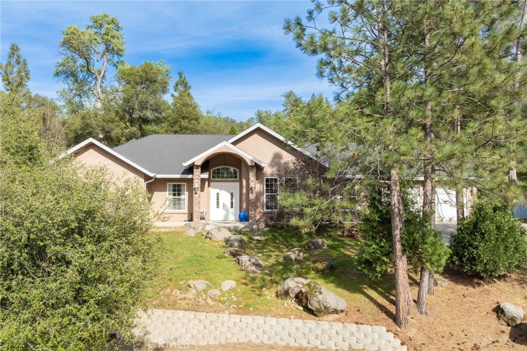 36919 Deer Path Cir, Coarsegold, CA 93614