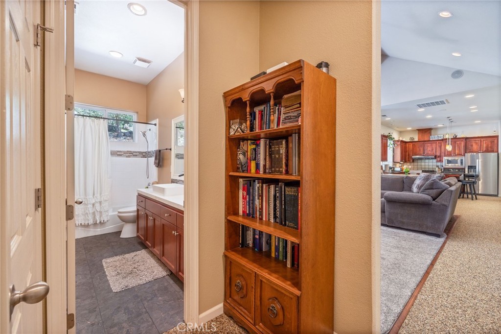 36919 Deer Path Cir, Coarsegold, CA 93614
