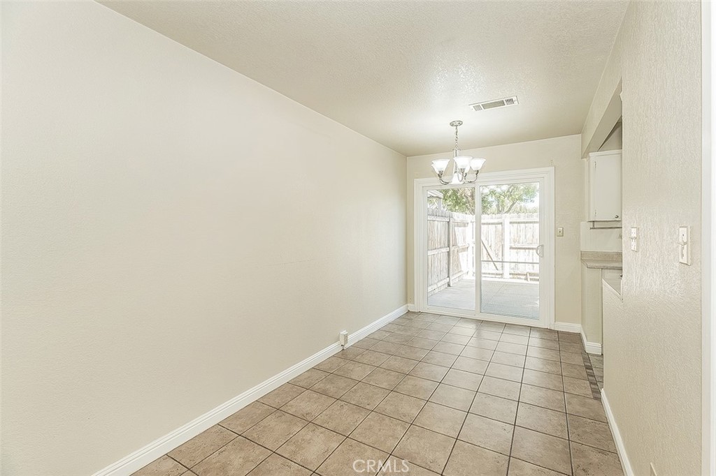 5138 E Ashlan #127, Fresno, CA 93612