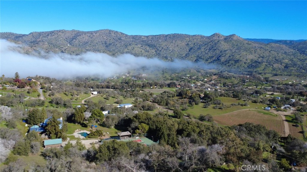 37087 Pebble, Squaw Valley, CA 93675