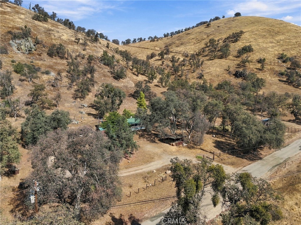 38152 Ruth Hill, Squaw Valley, CA 93675