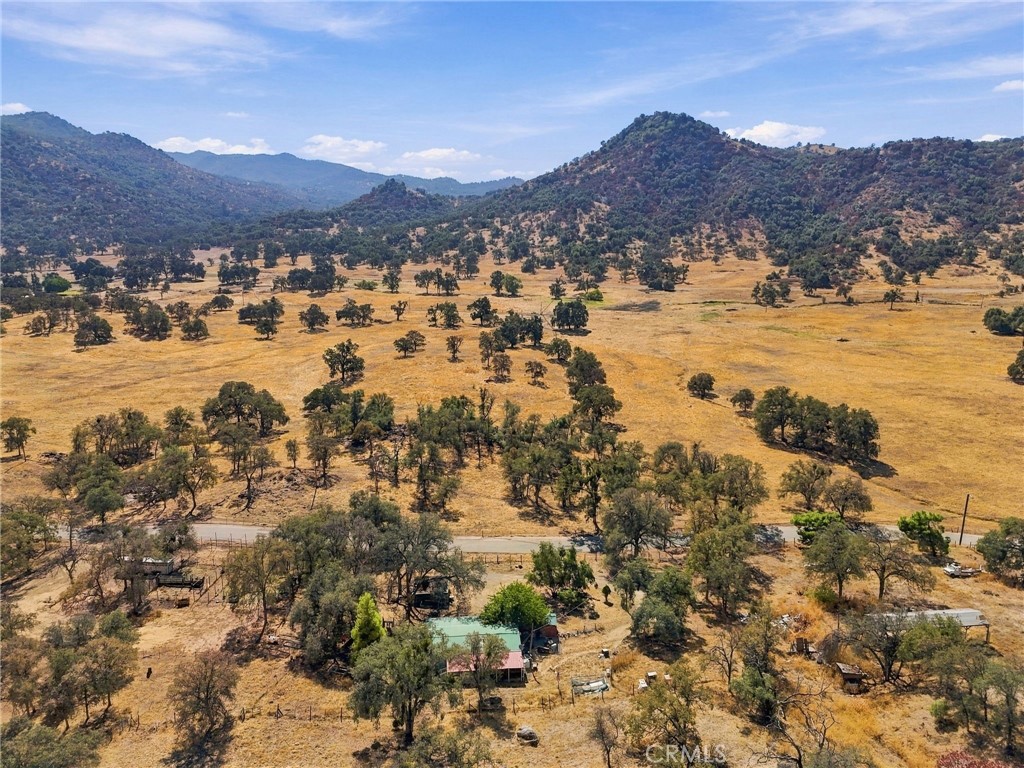 38152 Ruth Hill, Squaw Valley, CA 93675
