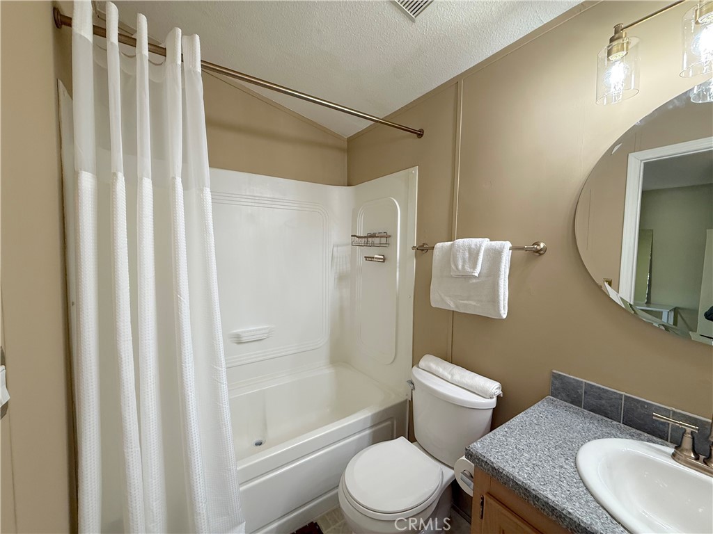 43555 Highway 41 #B23, Oakhurst, CA 93644