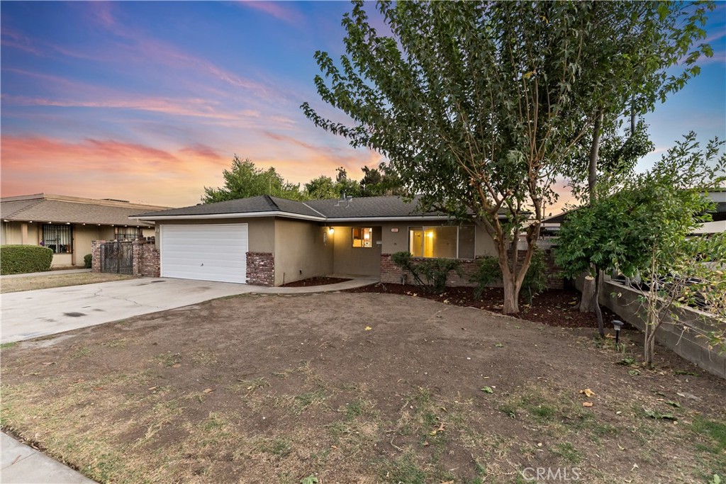 4560 E Fountain, Fresno, CA 93726