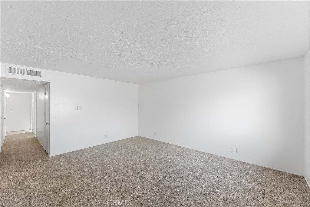 4560 E Fountain, Fresno, CA 93726