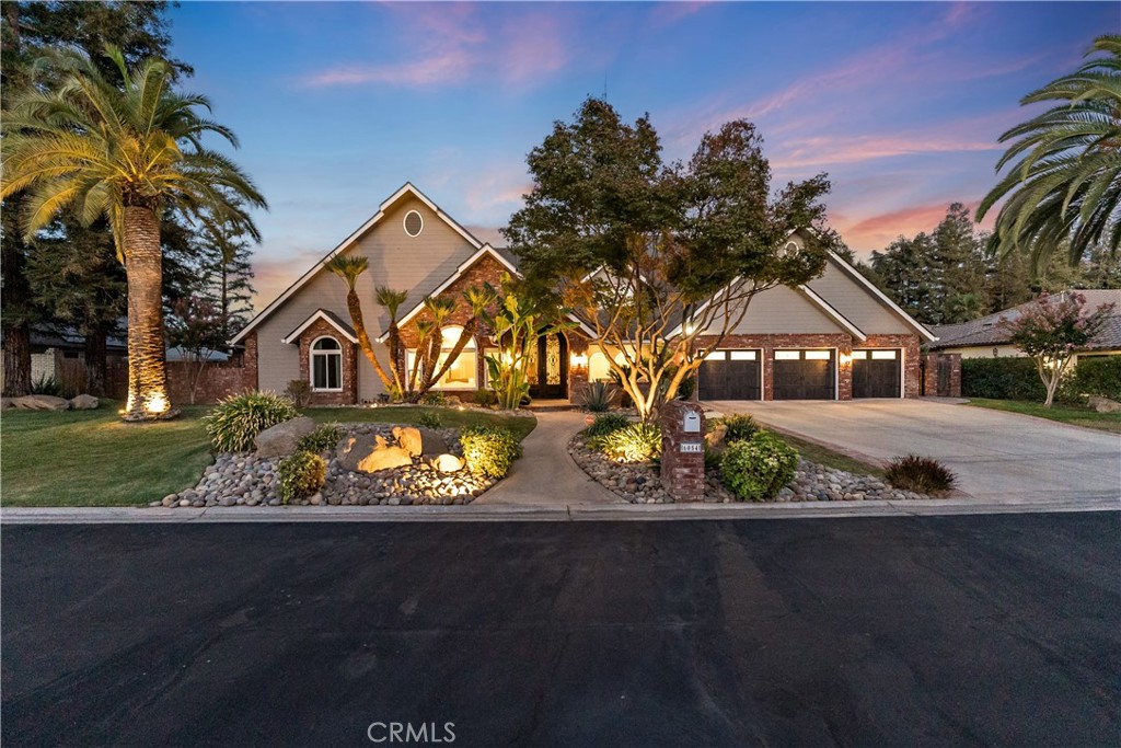 6054 N Woodson Ave, Fresno, CA 93711