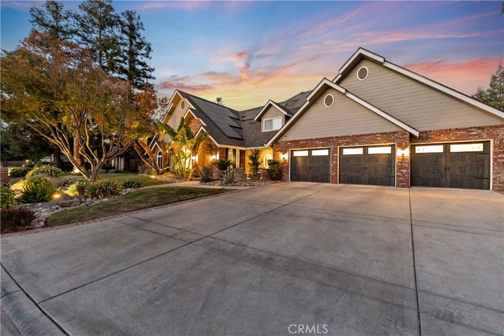 6054 N Woodson Ave, Fresno, CA 93711