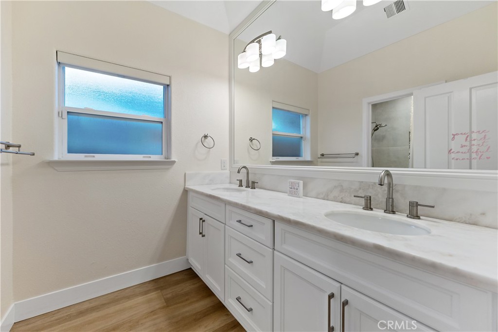 6054 N Woodson Ave, Fresno, CA 93711