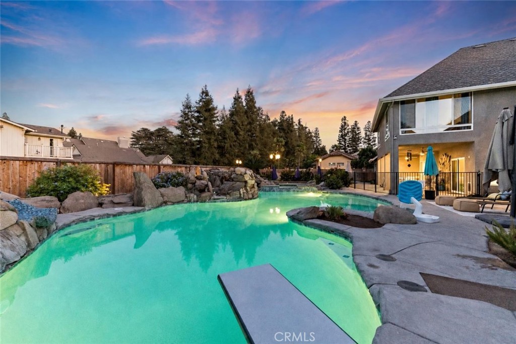 6054 N Woodson Ave, Fresno, CA 93711