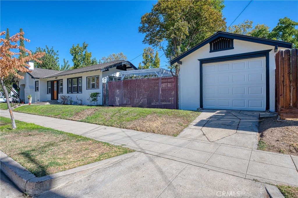 506 E Vassar, Fresno, CA 93704