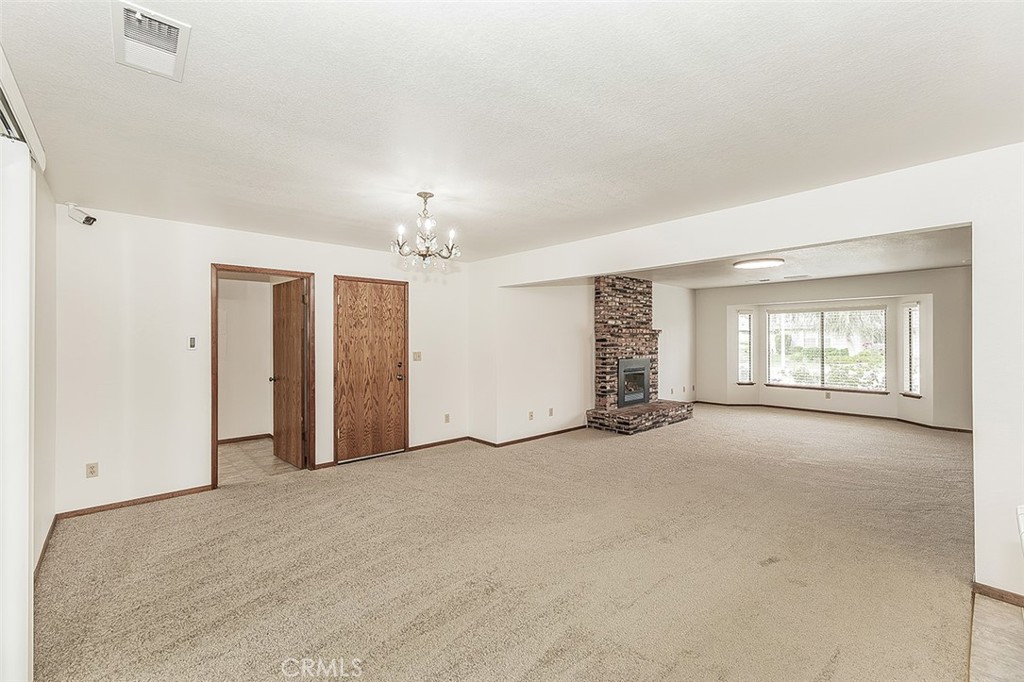 2360 Harold St, Kingsburg, CA 93631