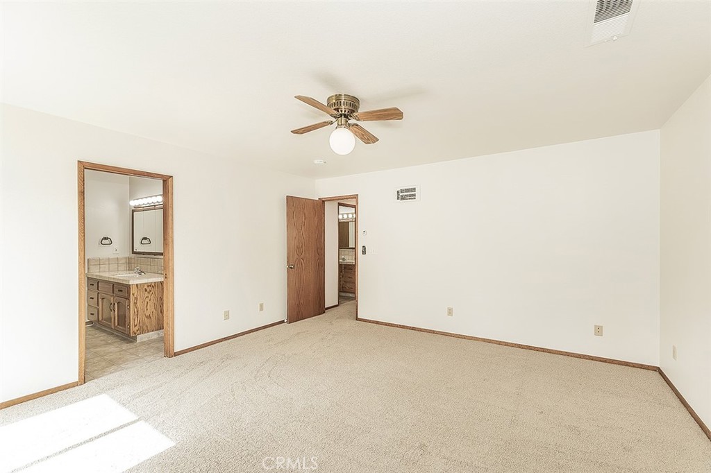 2360 Harold St, Kingsburg, CA 93631