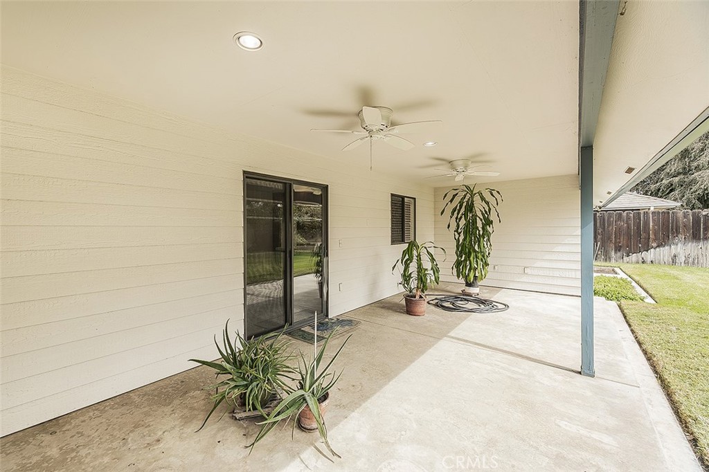 2360 Harold St, Kingsburg, CA 93631