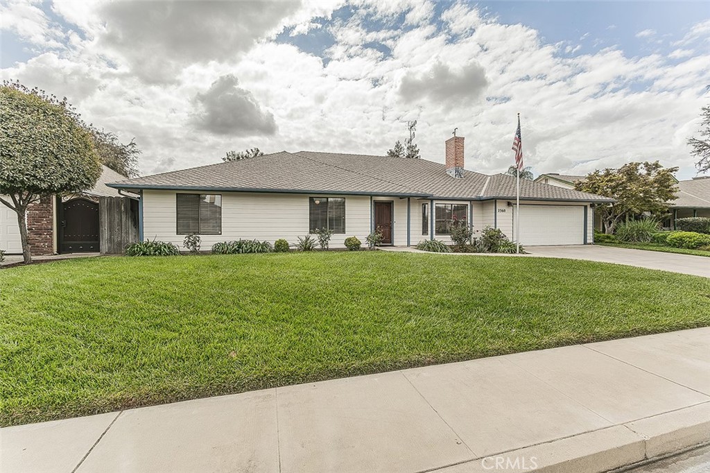 2360 Harold St, Kingsburg, CA 93631