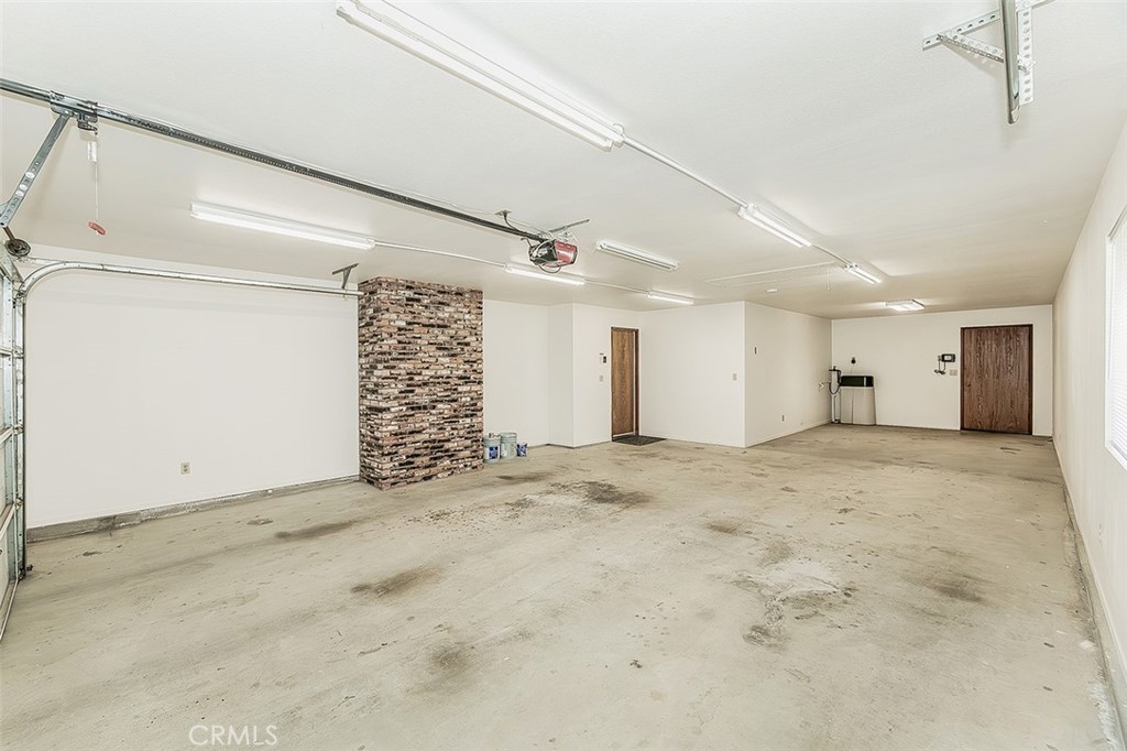 2360 Harold St, Kingsburg, CA 93631