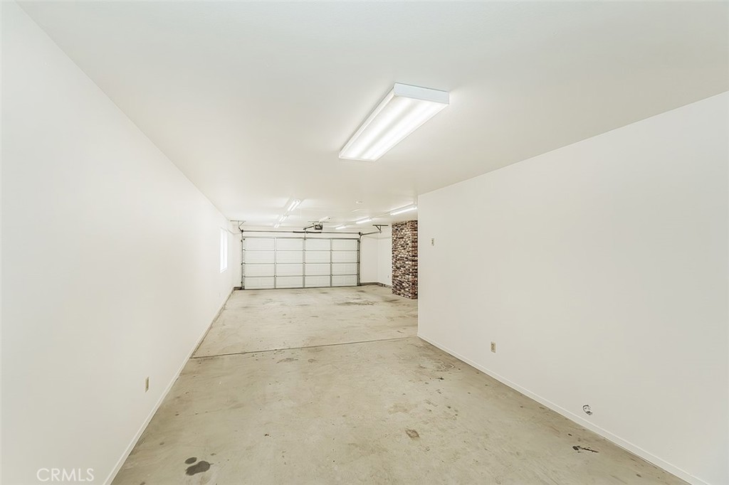 2360 Harold St, Kingsburg, CA 93631