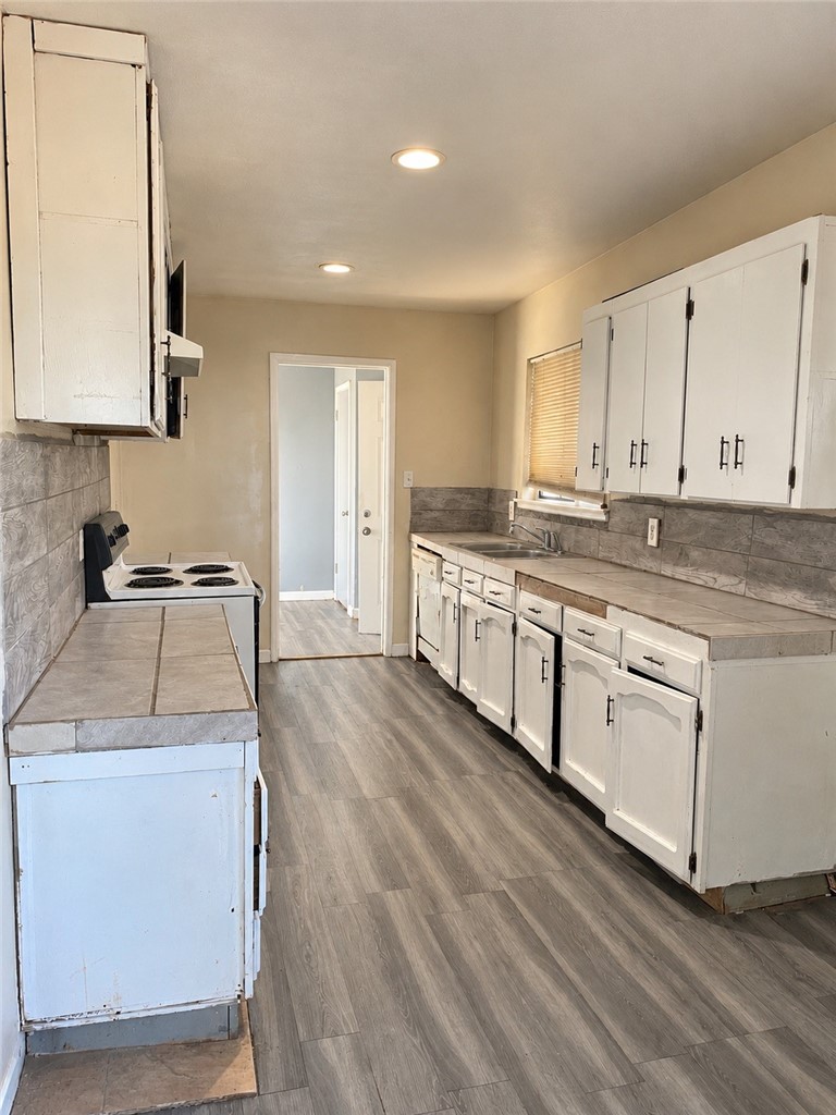 821 W Swift Ave, Fresno, CA 93705