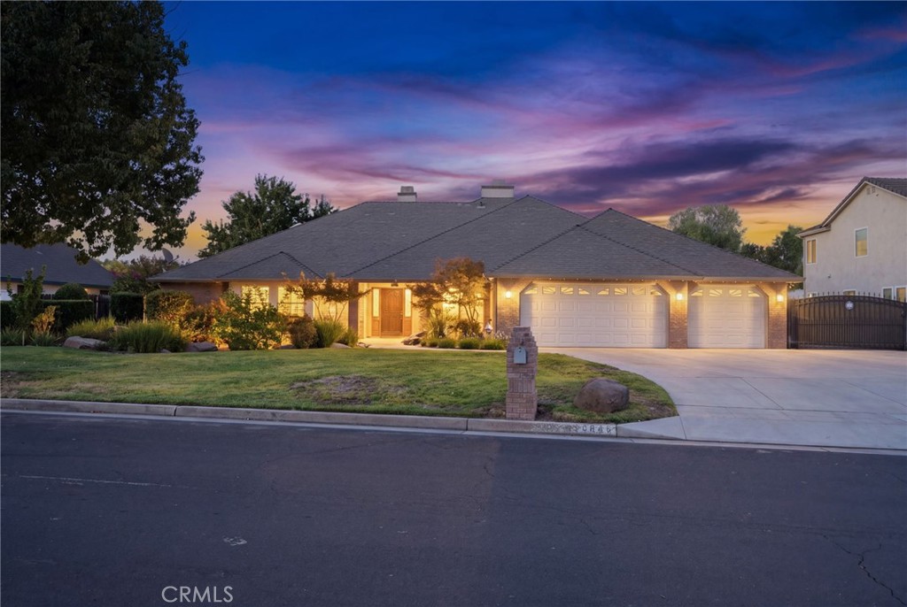 2843 Carolina Ave, Clovis, CA 93611